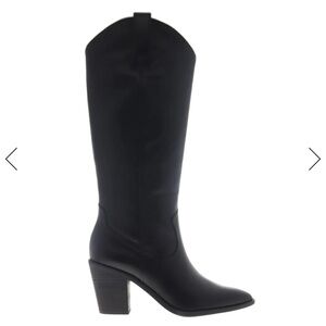 Frye Faye Pull On 70463 Black 8 gently worn